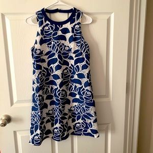 Floral pattern halter dress.